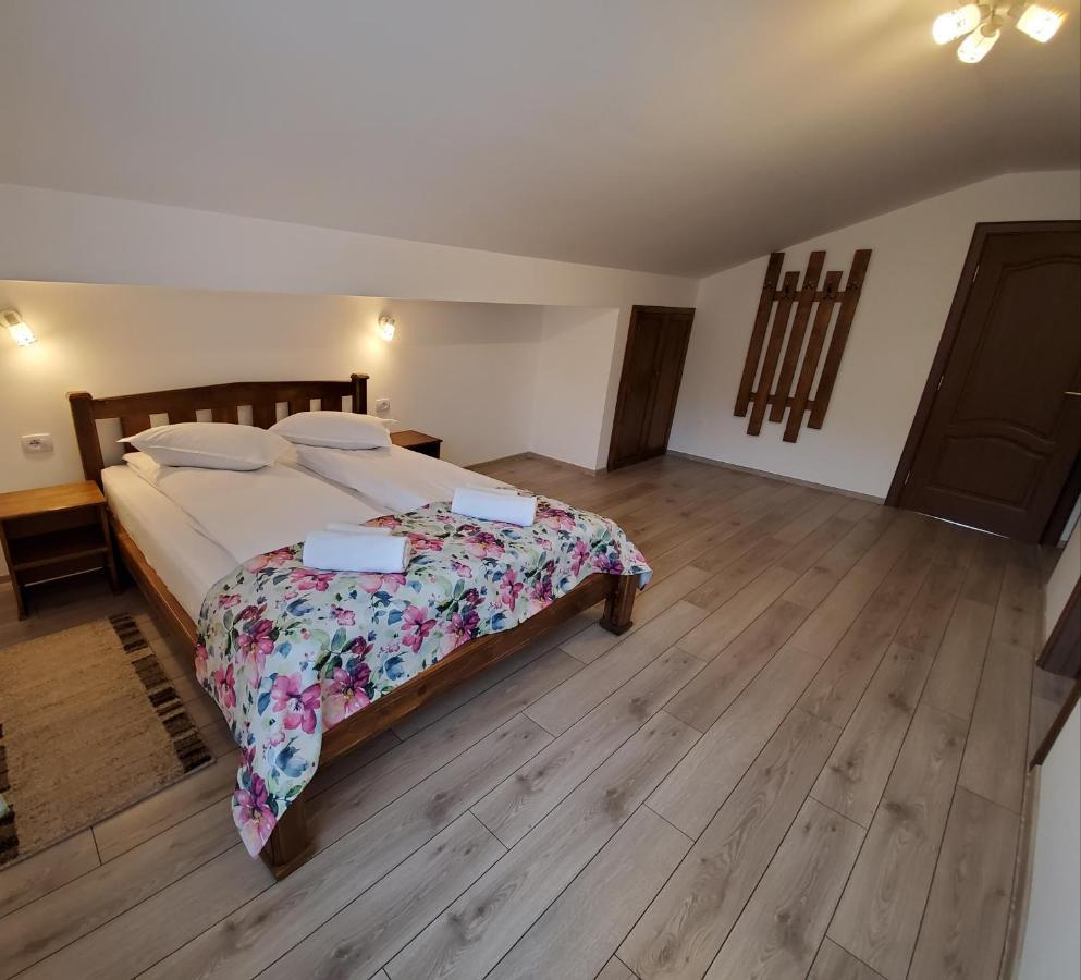 Pensiunea Casa Brancovenilor Sîmbăta de Sus Eksteriør billede